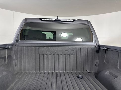 Used 2022 Toyota Tundra SR5 w/ SR5 Convenience Package AWD/4WD image 24