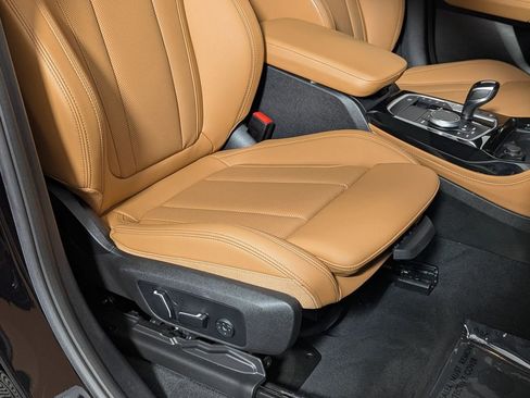 Certified 2024 BMW X4 xDrive30i w/ Convenience Package image 25