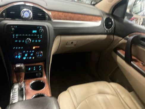 Used 2012 Buick Enclave Leather FWD image 19