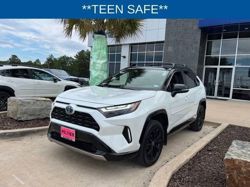 Used 2024 Toyota RAV4 XSE image 3