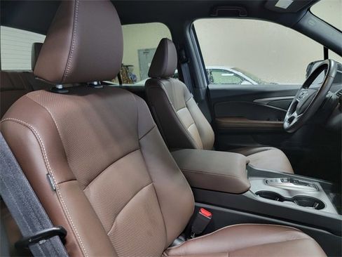 Certified 2025 Honda Ridgeline RTL image 16