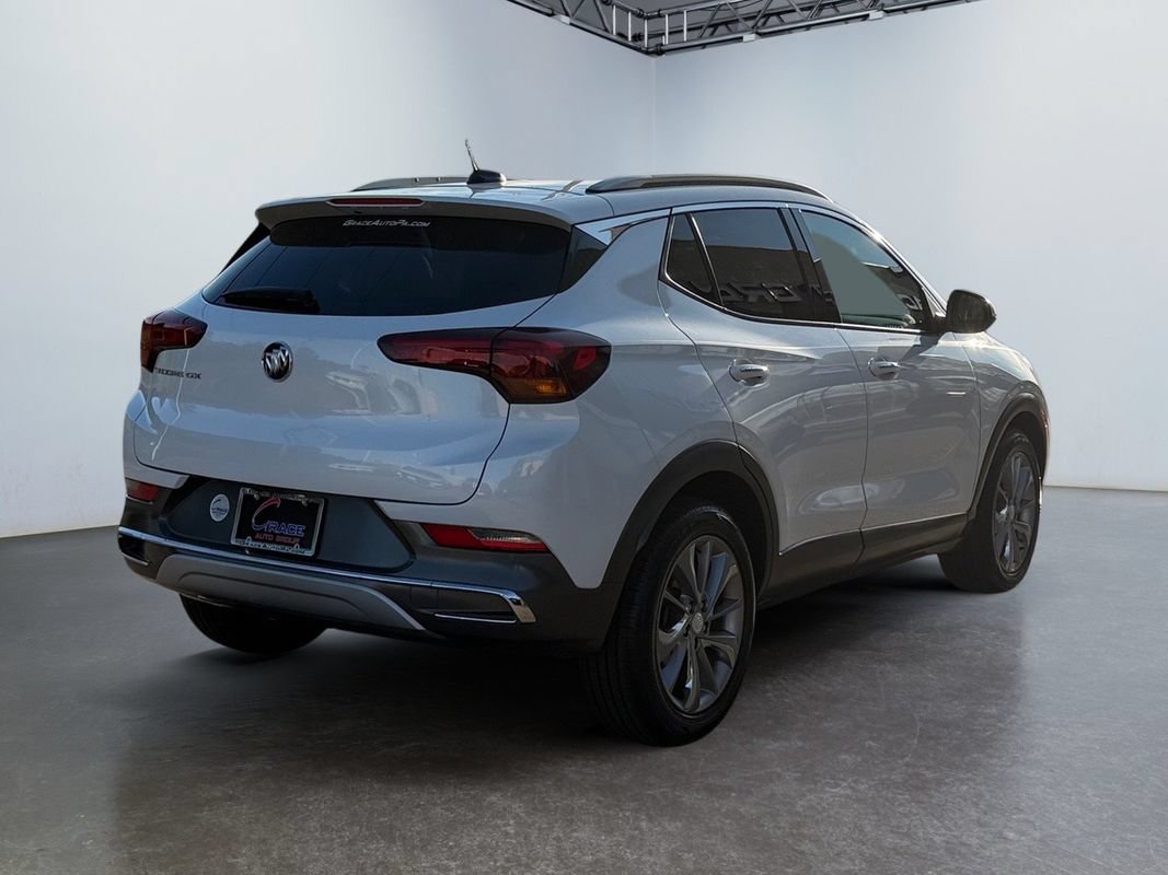 Used 2023 Buick Encore GX Essence w/ Experience Buick Package FWD image 5