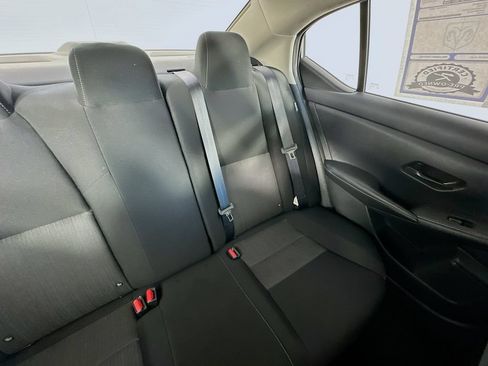 Used 2025 Nissan Sentra SV FWD image 14