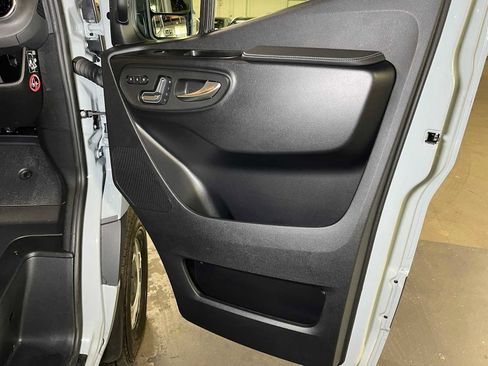 Used 2026 Mercedes-Benz Sprinter 2500 image 10