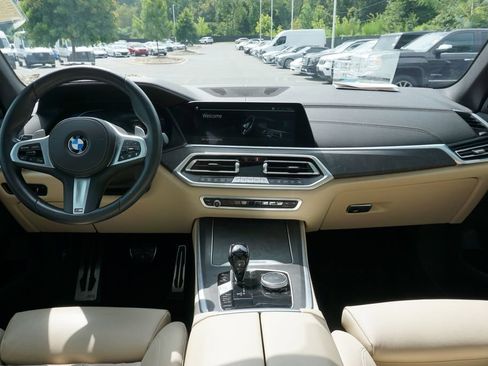 Used 2022 BMW X5 sDrive40i w/ M Sport Package RWD image 30