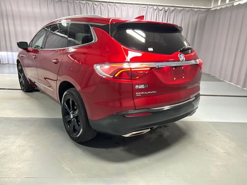 Used 2023 Buick Enclave Essence w/ Experience Buick Package image 5