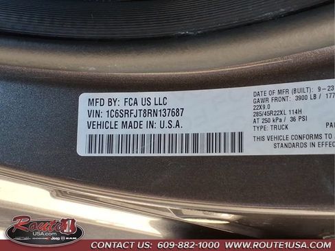 Used 2024 RAM 1500 Laramie AWD/4WD image 34