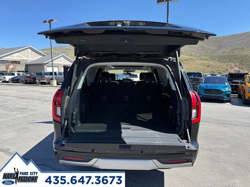 Used 2025 Ford Expedition Max Platinum AWD/4WD image 34