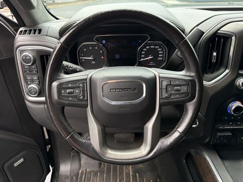 Used 2022 GMC Sierra 1500 Denali w/ Denali Reserve Package AWD/4WD image 9