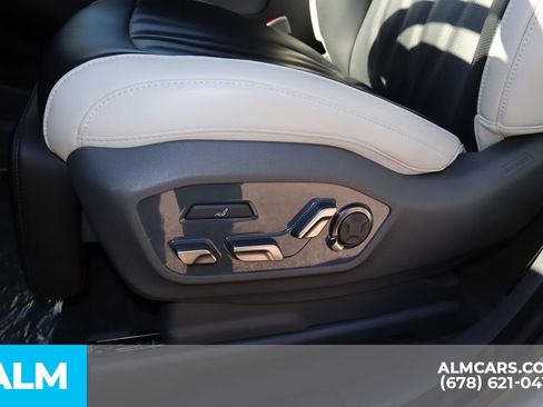 Used 2024 Kia EV9 GT-Line image 12