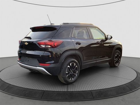 Used 2023 Chevrolet TrailBlazer LT image 7