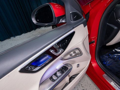 Certified 2025 Mercedes-Benz C 300 Sedan image 11