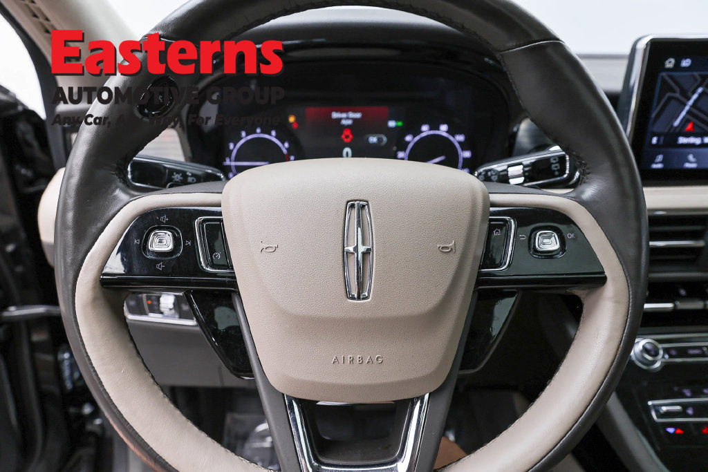 Used 2022 Lincoln Corsair FWD w/ Premium Package image 11