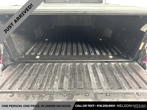 Used 2020 Toyota Tacoma SR5 image 24