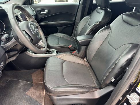 Used 2021 Jeep Compass Latitude image 9