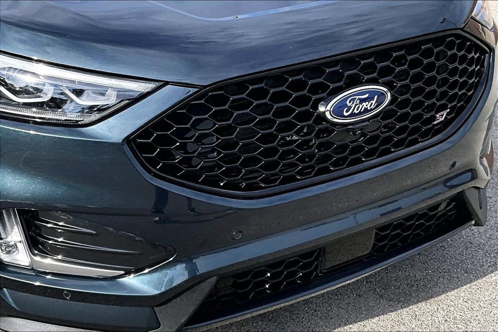 Certified 2023 Ford Edge ST w/ Equipment Group 401A AWD/4WD image 30