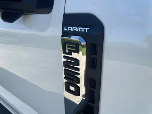 New 2026 Ford F250 Lariat image 32