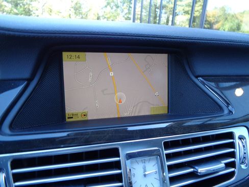 Used 2012 Mercedes-Benz CLS 550 image 10