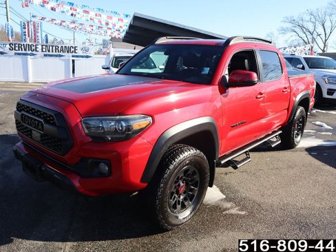 Used 2021 Toyota Tacoma TRD Off-Road image 7