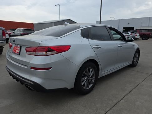 Used 2020 Kia Optima LX FWD image 3
