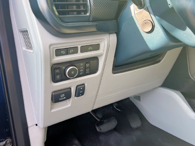 Used 2023 Ford F150 Limited AWD/4WD image 16
