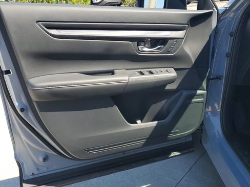 Used 2025 Honda CR-V Sport-L image 21