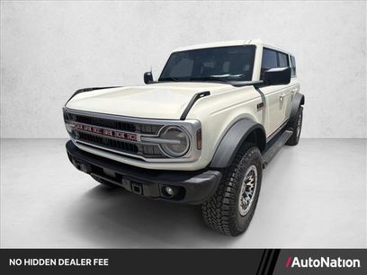 New 2026 Ford Bronco Outer Banks w/ Sasquatch Package