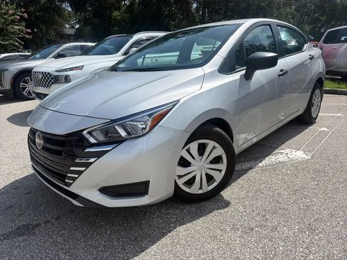 Used 2024 Nissan Versa S w/ Trunk Package FWD image 2