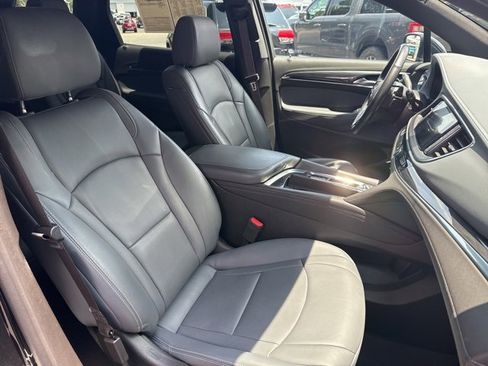 Certified 2024 Buick Enclave Premium image 33