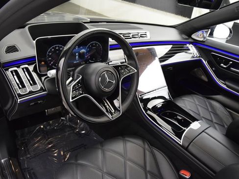 Used 2024 Mercedes-Benz Maybach S 680 4MATIC image 25