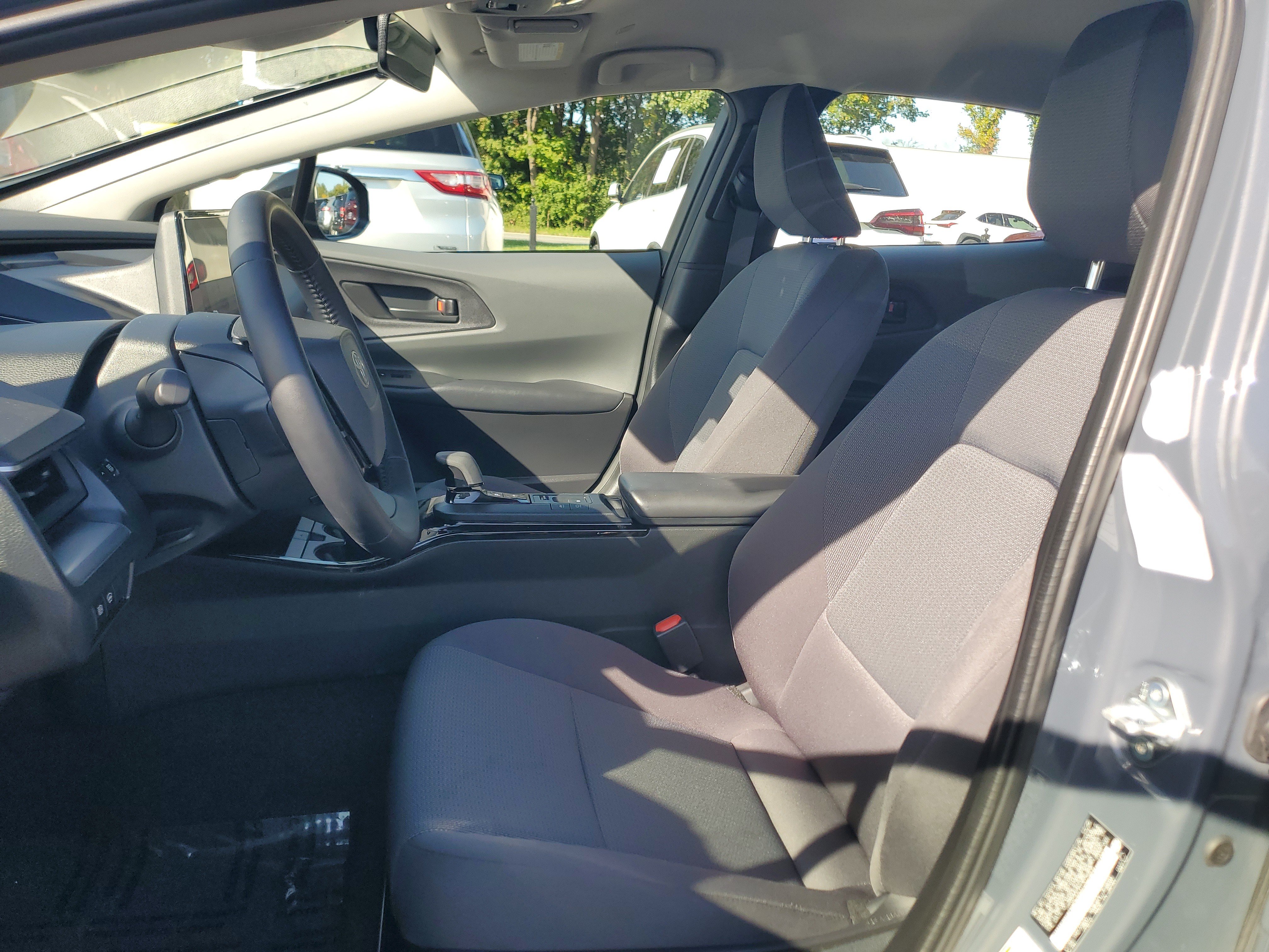 Certified 2026 Toyota Prius LE FWD image 17