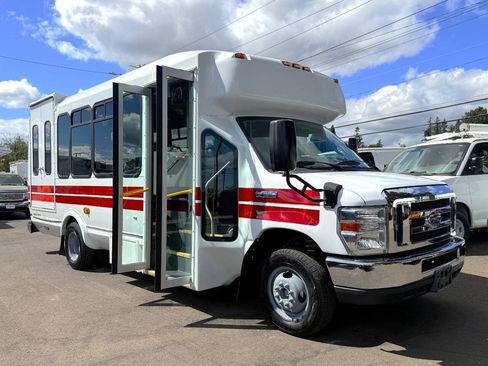 Used 2016 Ford E-450 and Econoline 450 Super Duty w/ Shuttle Bus Prep Package RWD image 1