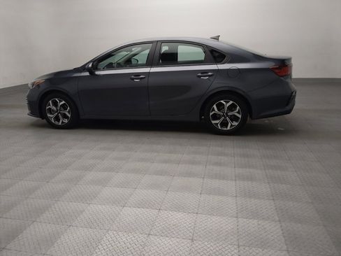 Used 2021 Kia Forte LXS FWD image 3