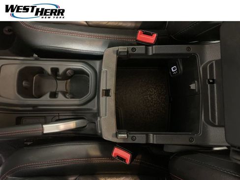 Used 2019 Jeep Wrangler Unlimited Rubicon image 11