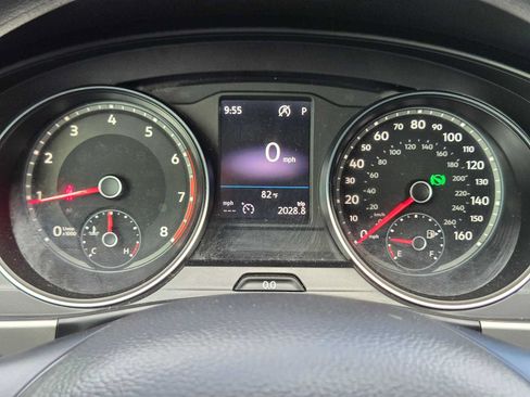 Used 2018 Volkswagen Atlas S FWD image 16