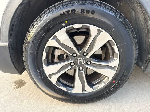 Used 2020 Honda CR-V LX image 11