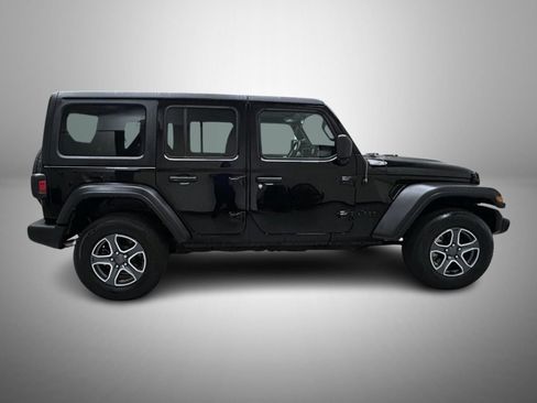 Used 2022 Jeep Wrangler Unlimited Sport AWD/4WD image 4