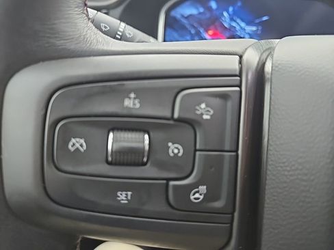 Used 2025 GMC Sierra 2500 AT4X image 15