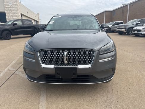 Used 2021 Lincoln Corsair FWD image 3
