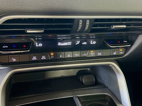 Used 2024 MAZDA CX-90 3.3 Turbo w/ Premium Package image 23