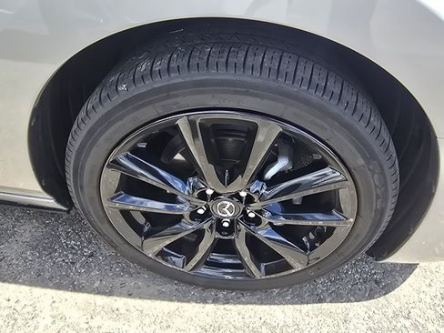 Used 2024 MAZDA MAZDA3 s FWD image 21