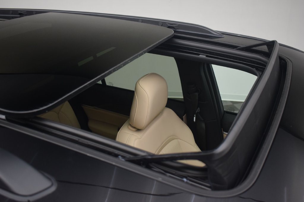 New 2027 Jeep Grand Cherokee Limited AWD/4WD image 10