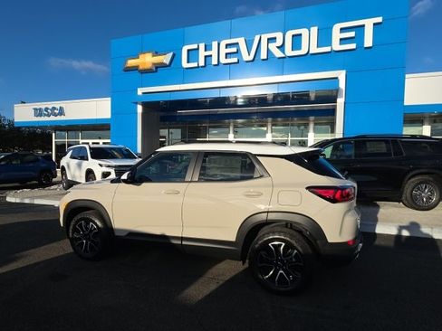 New 2026 Chevrolet TrailBlazer ACTIV w/ Convenience Package image 3