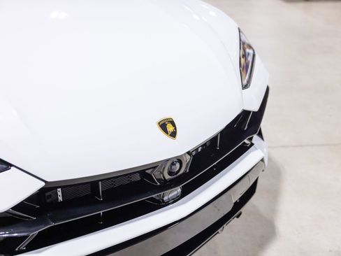 Used 2025 Lamborghini Urus SE image 22
