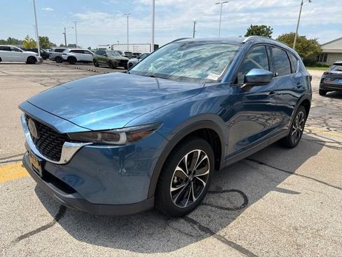 Used 2023 MAZDA CX-5 AWD 2.5 S w/ Premium Plus Pkg image 2