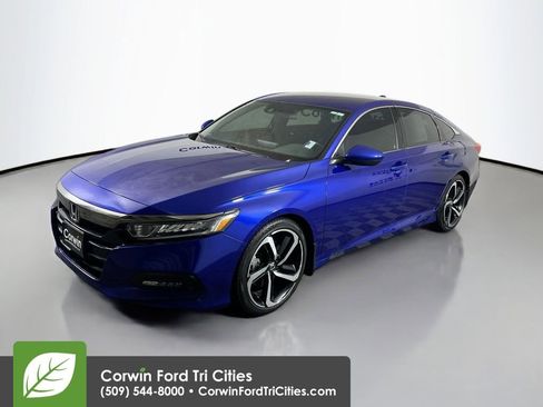 Used 2018 Honda Accord Sport image 5