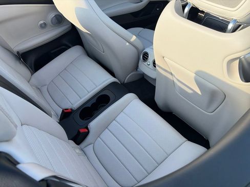 Used 2018 Mercedes-Benz C 300 4MATIC Cabriolet image 13