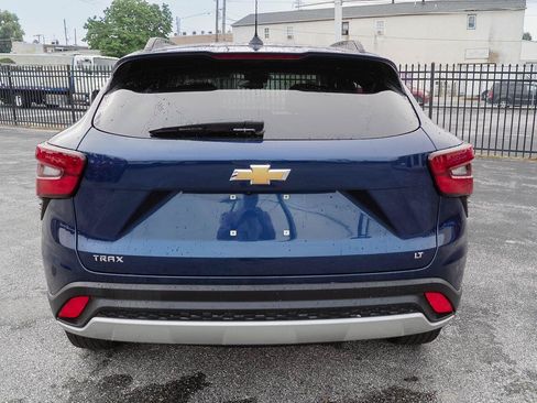 Certified 2024 Chevrolet Trax LT w/ Driver Confidence Package FWD image 6
