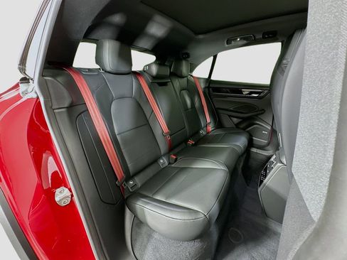 New 2026 Porsche Macan Electric image 29