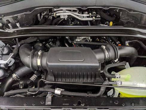 New 2025 Ford Explorer Platinum w/ Ultimate Package image 29